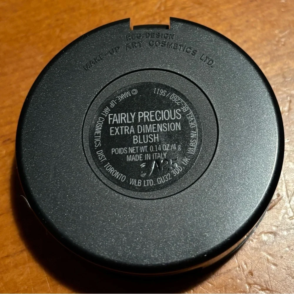 MAC Extra Dimension Blush Fairly Precious